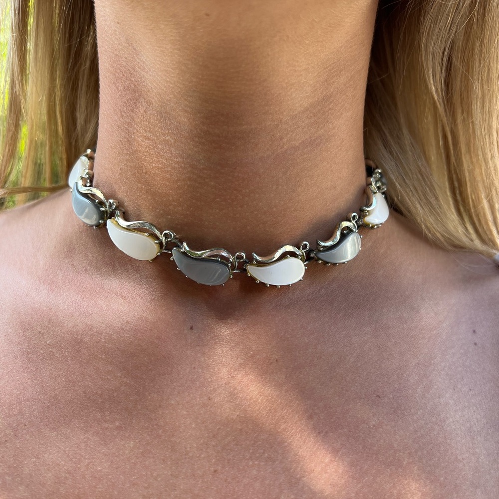 Vintage Silver and White Choker Necklace